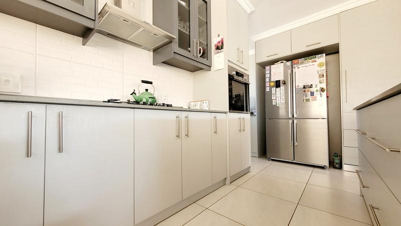 3 Bedroom Property for Sale in Dana Bay Western Cape